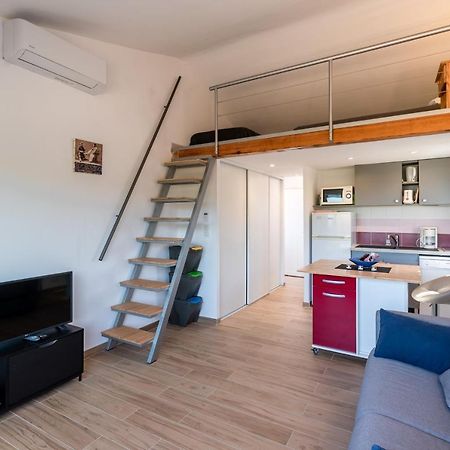 Ambroggio - Grand Studio Avec Mezzanine - Vue Mer Лумйо Екстер'єр фото