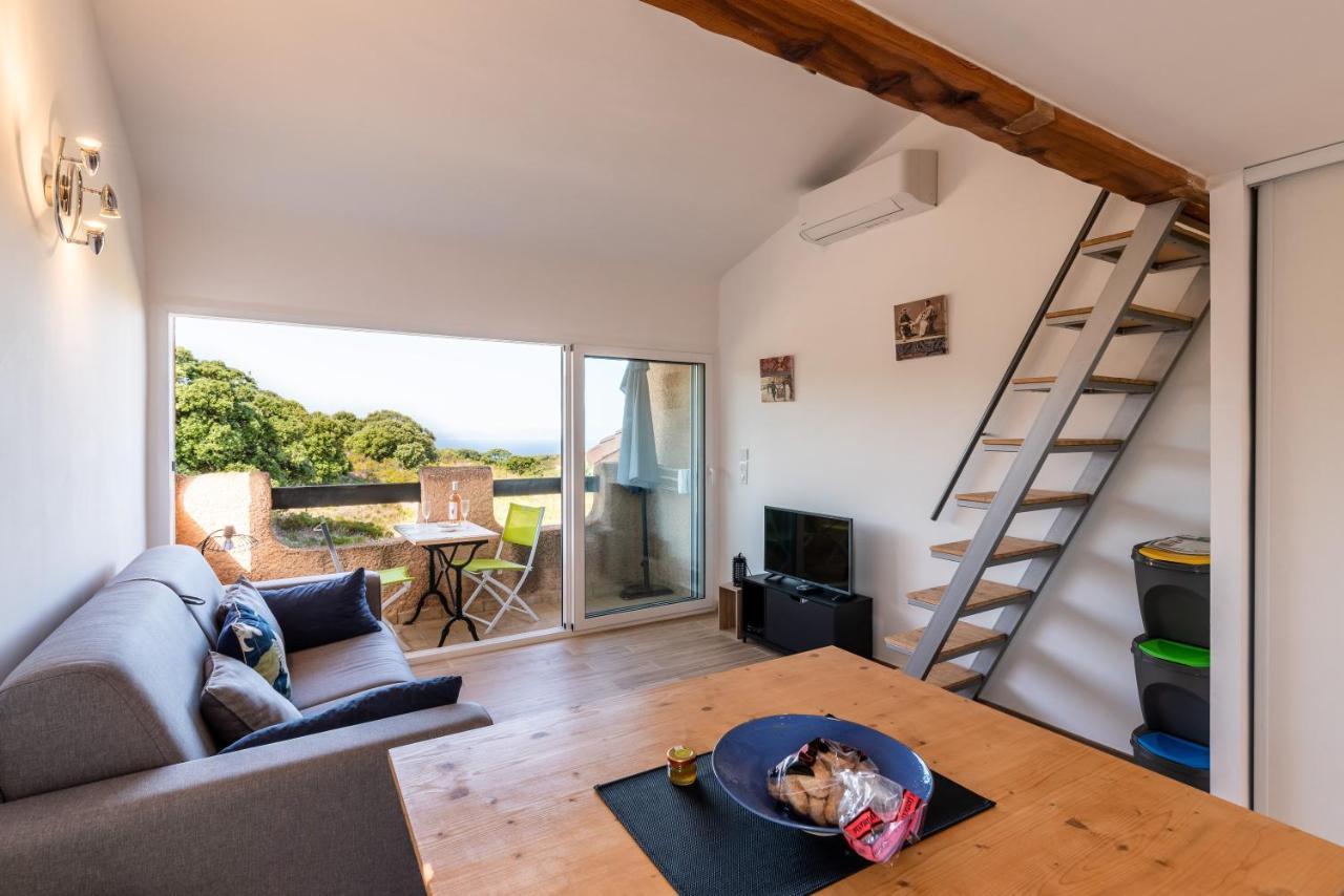 Ambroggio - Grand Studio Avec Mezzanine - Vue Mer Лумйо Екстер'єр фото